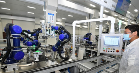 福建海峽星云智能制造基地交付首臺國產化芯片整機，信息科技產業迎來新突破